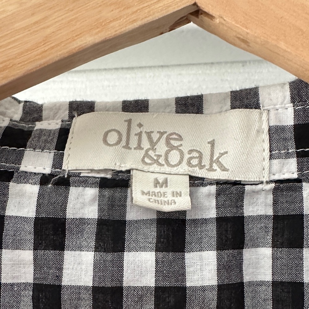 Olive & Oak Black and White Gingham Button Down Shirt - Picture 2 of 4